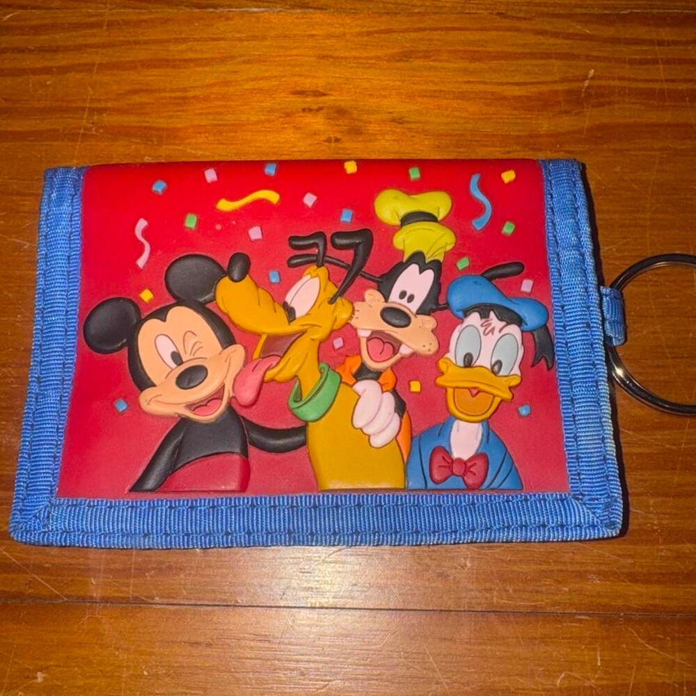 Vintage Walt Disney World Mickey Goofy Donald Pluto Trifold Wallet 90s
